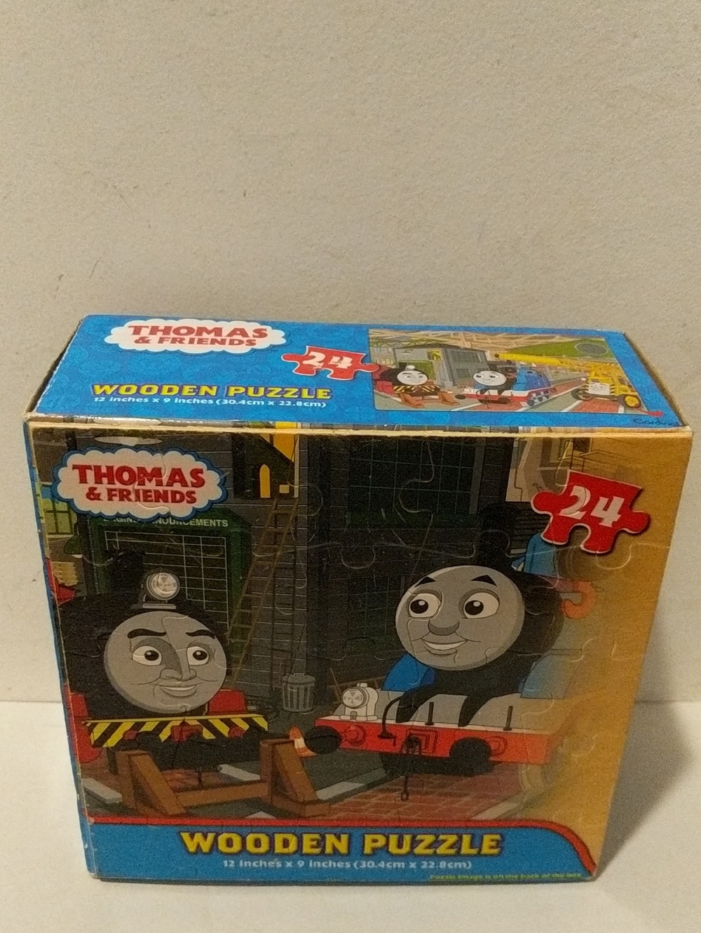 Thomas & Friends Wooden Puzzle with Blue and Red Artwork 🆕